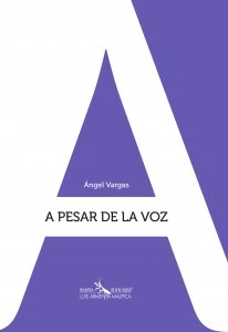 A pesar de la voz