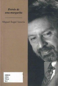 Detrás de una margarita