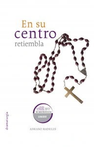 En su centro retiembla