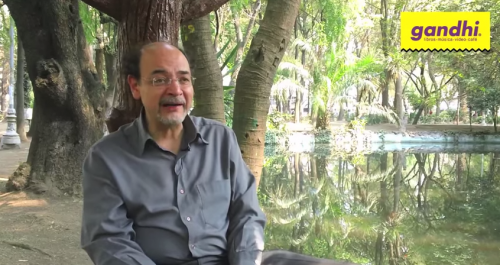 Entrevista a Óscar de la Borbolla (''El futuro no será de nadie'')