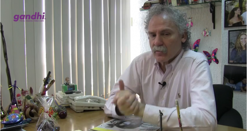 Entrevista con Arnoldo Kraus: <i>Decir adiós, decirse adiós</i>