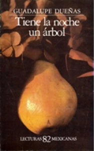 Tiene la noche un árbol